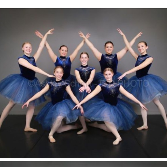 Ballet costume - Picture 1 of 2